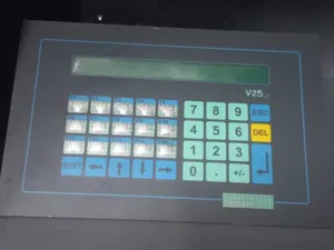 [OUTLET] S.C.E. Elettronica V25 LC Endüstriyel Tuşlu Operatör Paneli (HMI Terminali, V25_Lc)