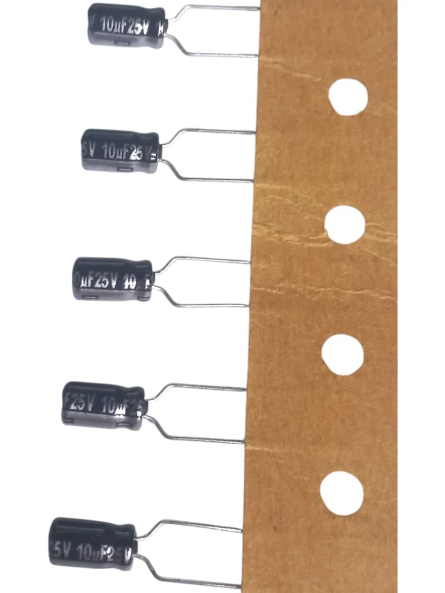 Panasonic 10uF 25V Alüminyum Elektrolitik Kondansatör - GA Serisi EEA-GA1E100B (Minyatür Boyut, Yüksek Kararlılık)