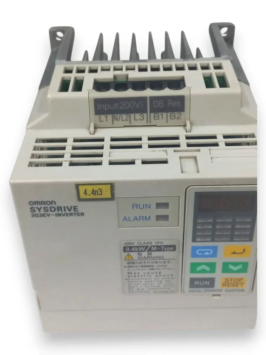 Omron Sysdrive 3G3EV-Inverter AC Motor Sürücü - 0.4kW Monofaze 200V Hız Kontrol Cihazı - Görsel 1